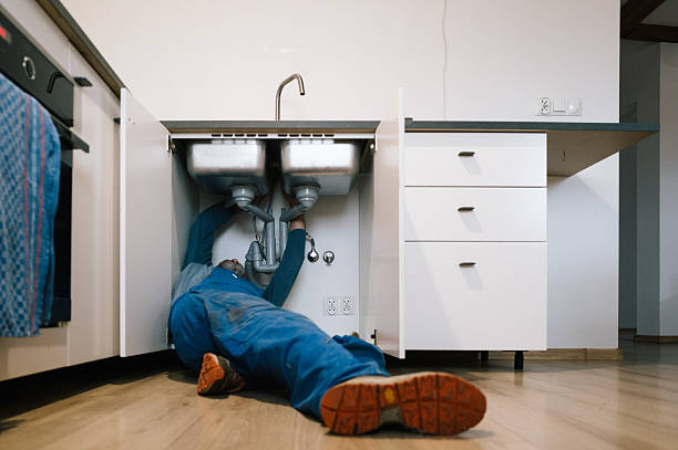 Professional Leak Detection technician working in Brookings, OR